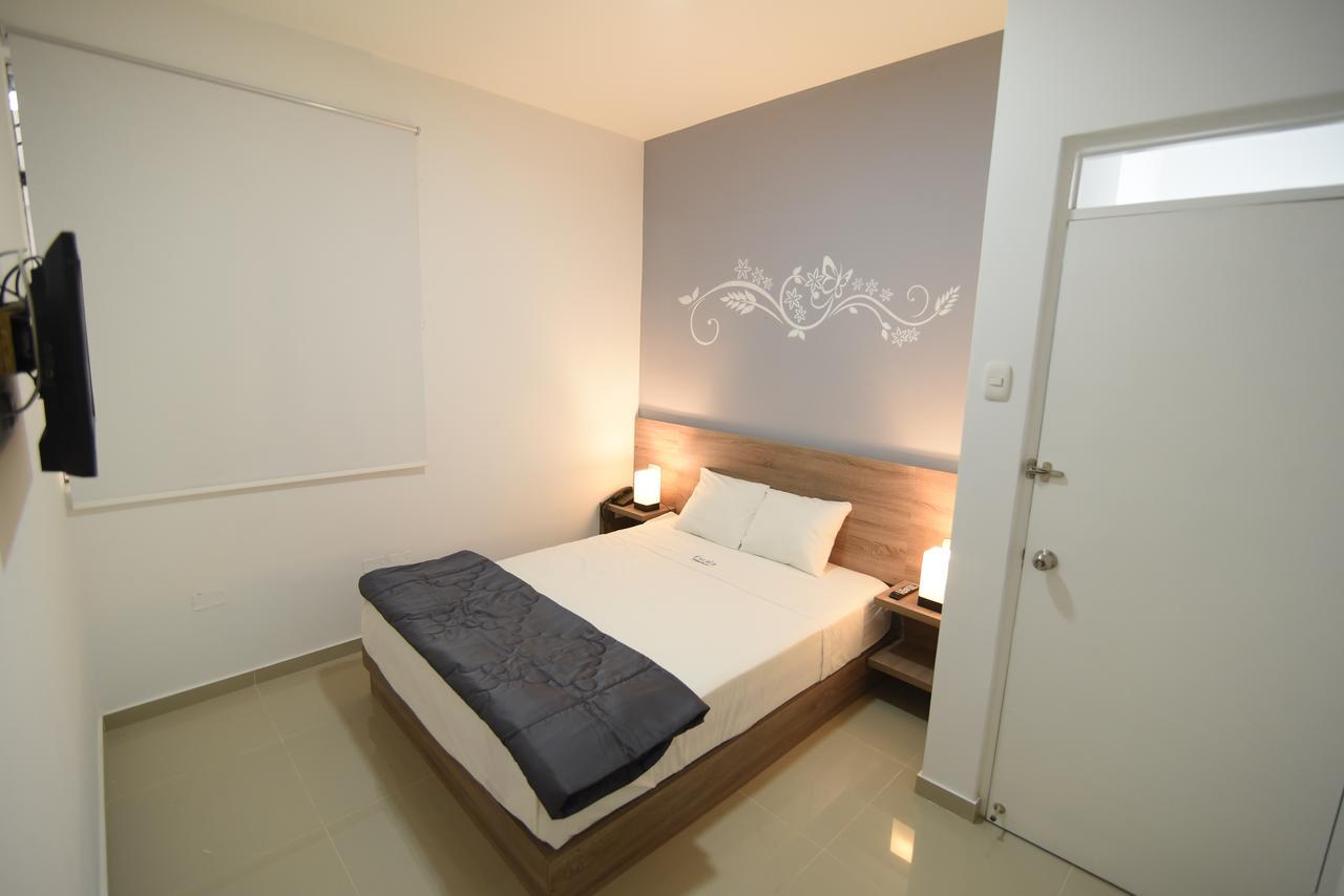 Escala Urban Hotel ชิกลาโย ภายนอก รูปภาพ